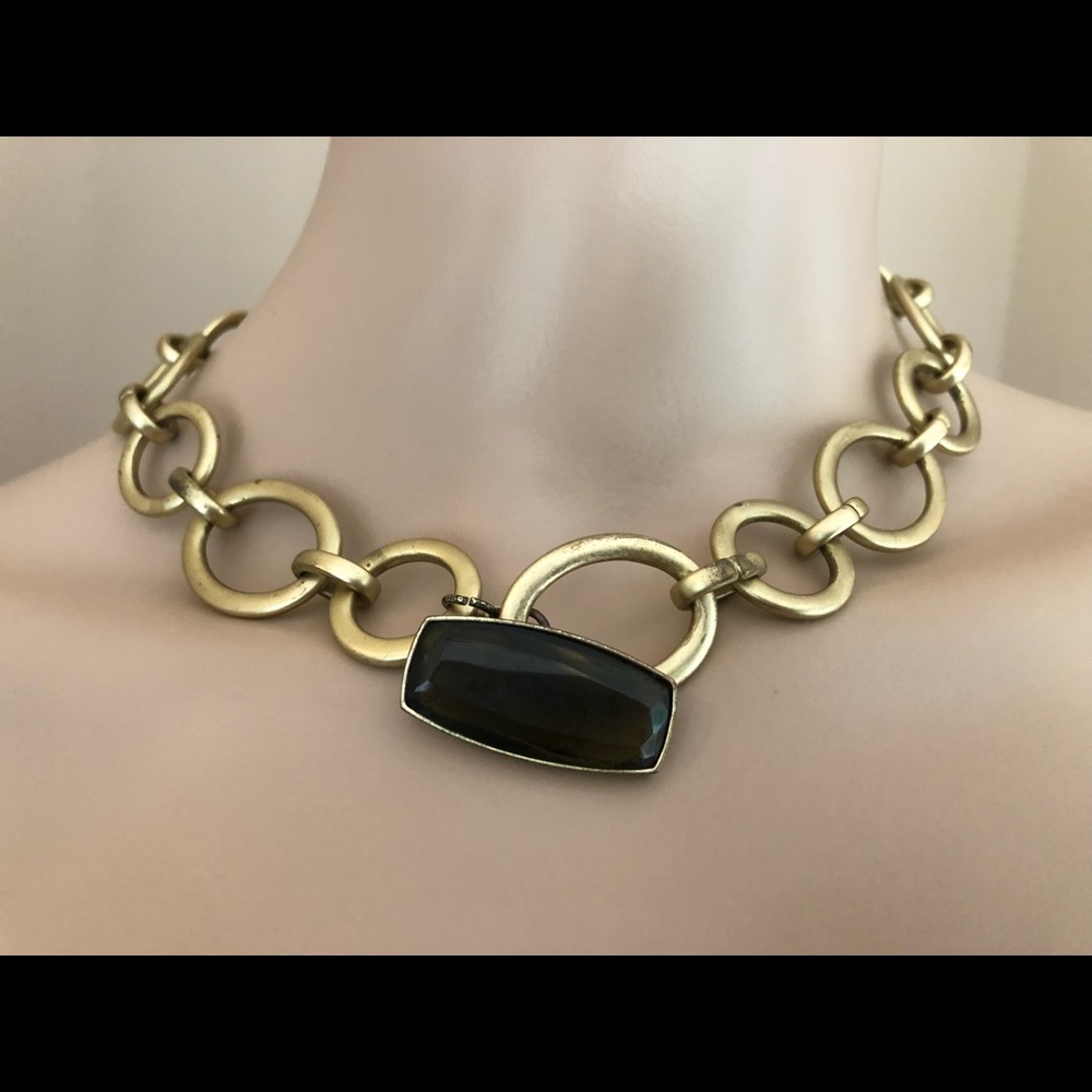 Statement necklace